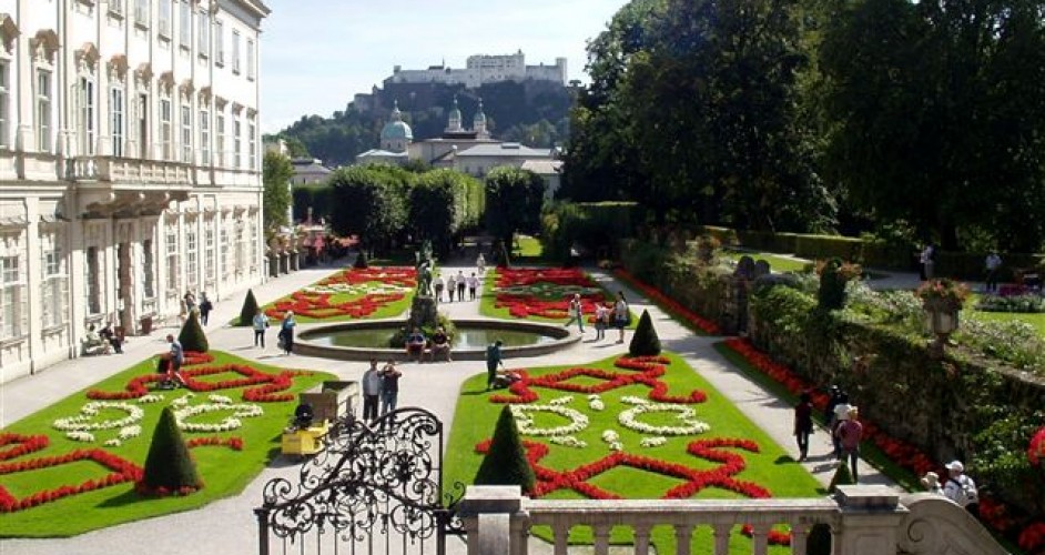 European coach tours Austria escorted tour