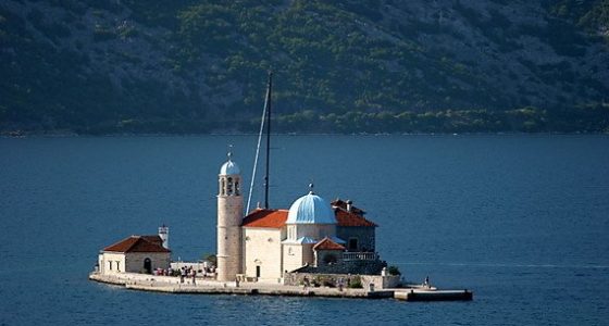 Cabin charter island cruise from Split with Montenegro